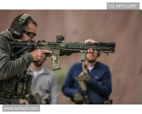 伪九号战术的历史渊源与战术演变探讨 伪九号战术的历史渊源与战术演变探讨