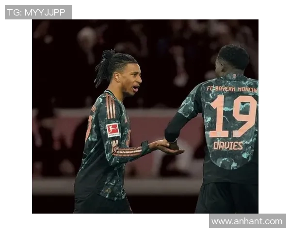 多特蒙德客场5-2逆转拜仁，创造德国足坛历史神迹